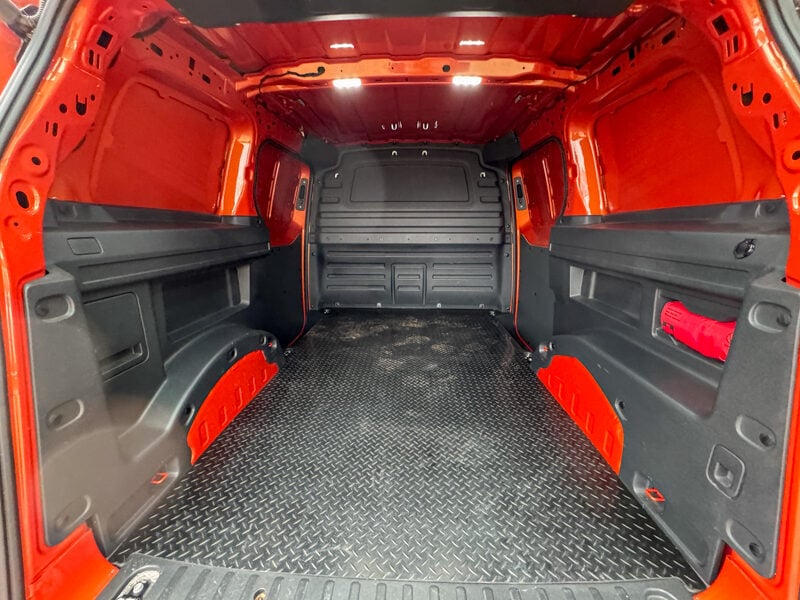 Used Volkswagen ID.Buzz 2024 for sale - 77844842: Photo 9