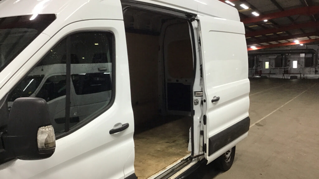 Used Ford Transit 2024 for sale - 77107021: Photo 8