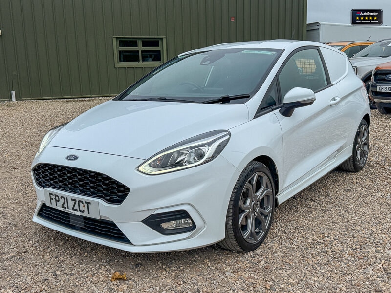 Used Ford Fiesta 2021 for sale - 77042241: Photo 2