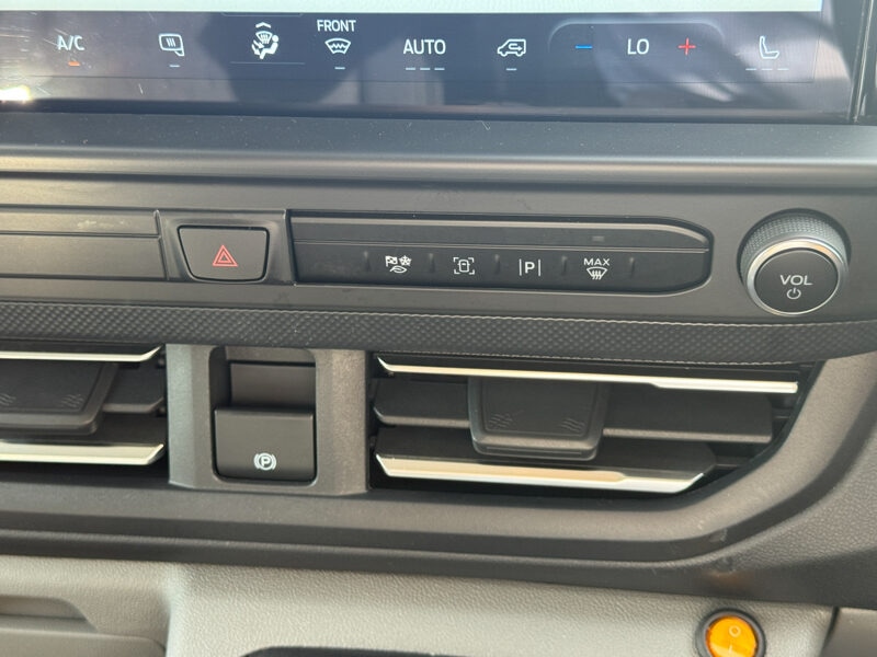 Used Ford Transit Custom 2024 for sale - 77541502: Photo 37