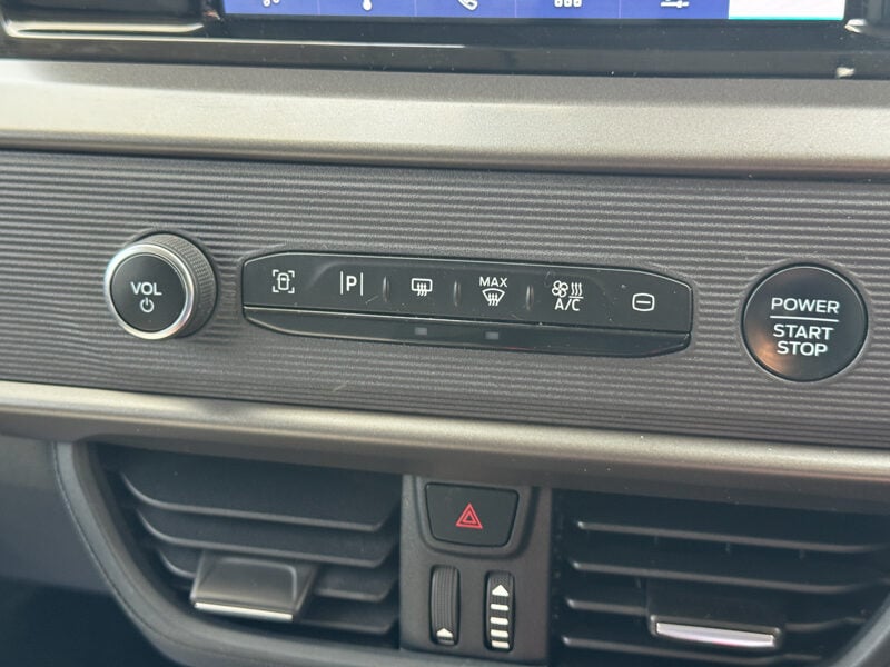 Used Ford Transit Courier 2025 for sale - 77666014: Photo 34