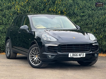 Used Porsche Cayenne 2017 for sale - 75581597: Photo