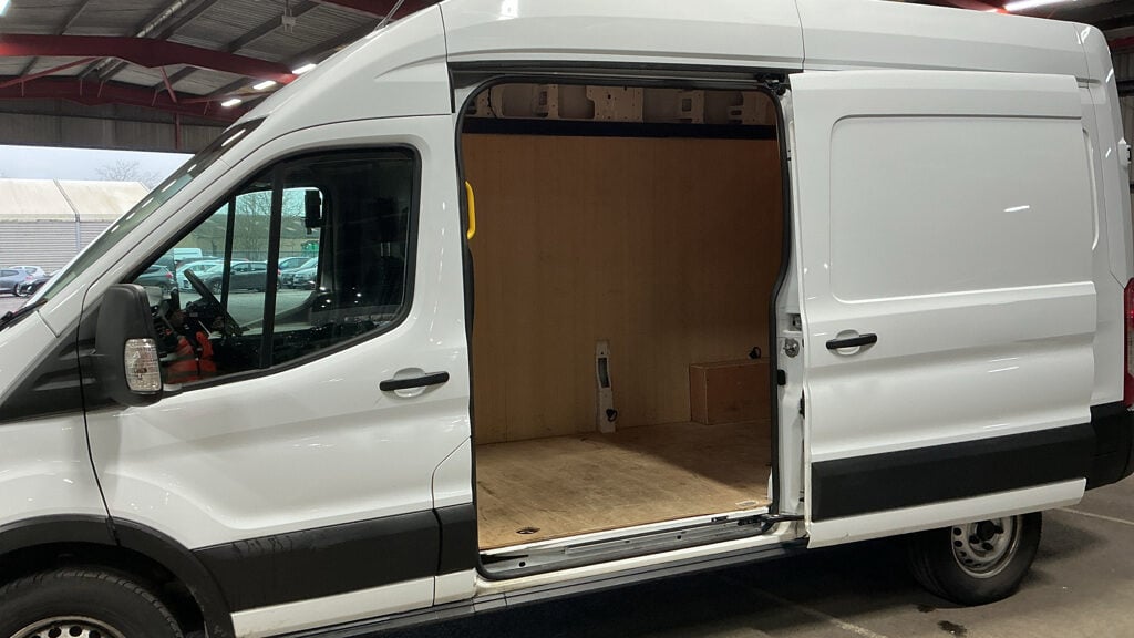 Used Ford Transit 2024 for sale - 77431185: Photo 8