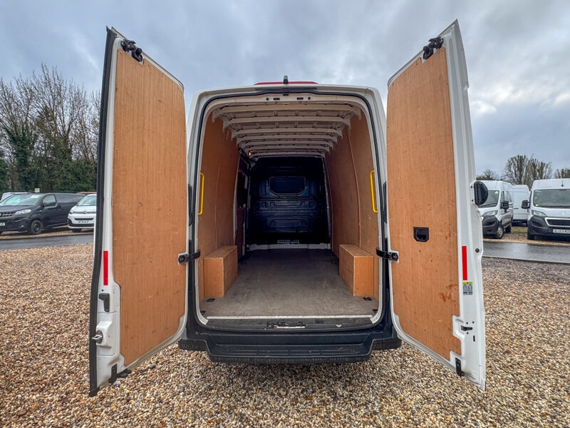 Used Volkswagen Crafter 2024 for sale - 77296700: Photo 8