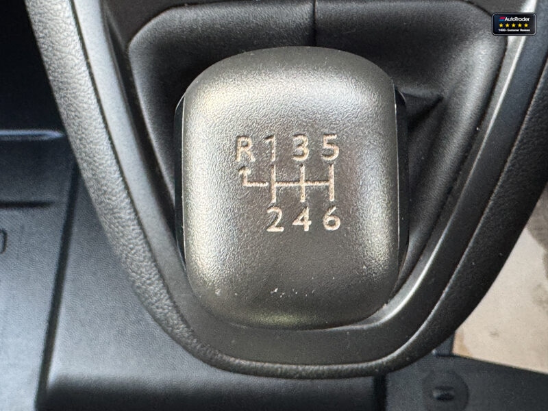 Used Peugeot Expert 2023 for sale - 77041719: Photo 32