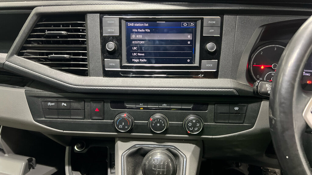 Used Volkswagen Transporter 2023 for sale - 77541460: Photo 11