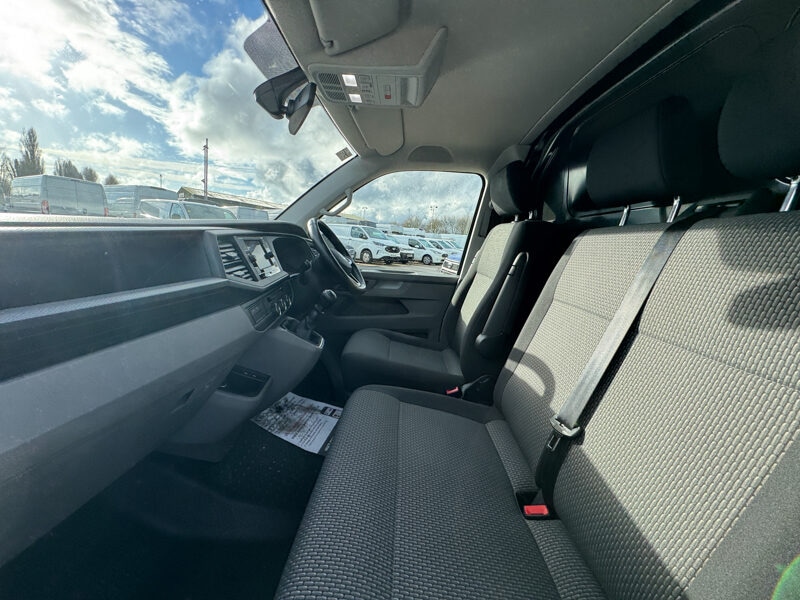 Used Volkswagen Transporter 2023 for sale - 77541460: Photo 13