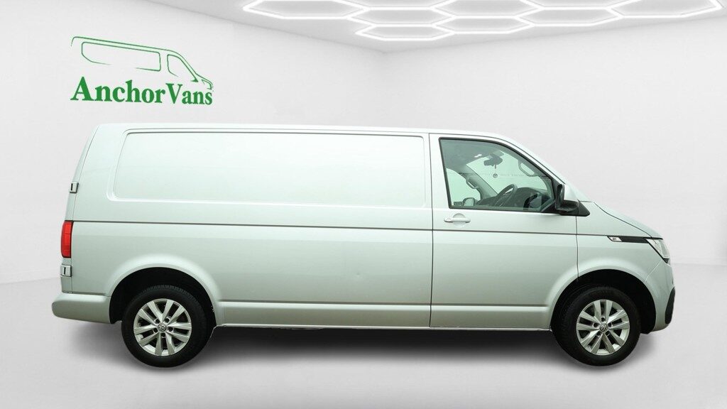 Used Volkswagen Transporter 2023 for sale - 77541460: Photo 3