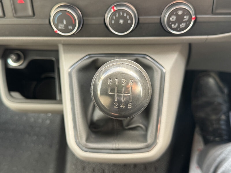 Used Volkswagen Transporter 2023 for sale - 77541460: Photo 34