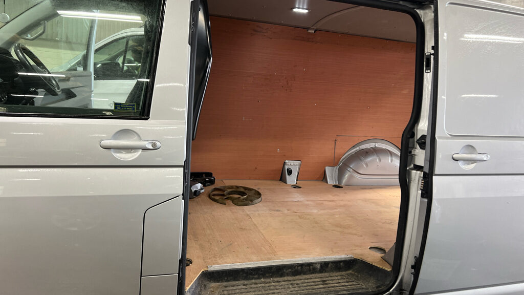 Used Volkswagen Transporter 2023 for sale - 77541460: Photo 8