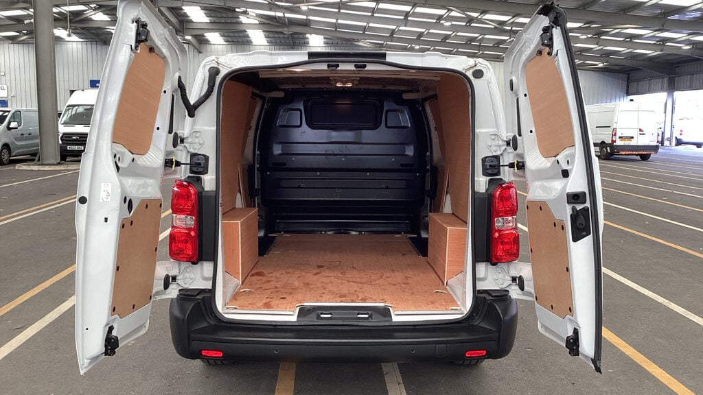 Used Peugeot Expert 2025 for sale - 77945526: Photo 5