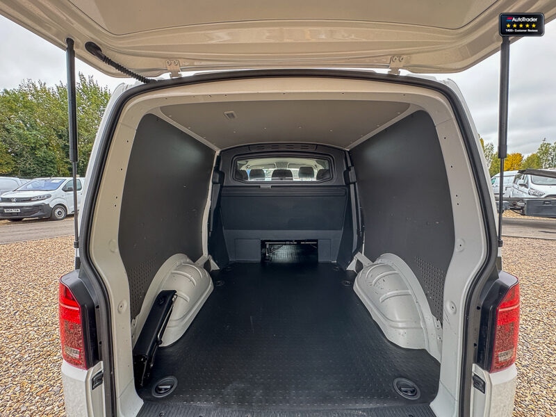 Used Volkswagen Transporter 2024 for sale - 77042247: Photo 10