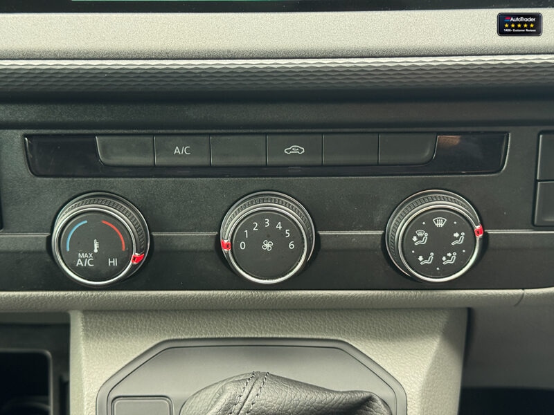 Used Volkswagen Transporter 2024 for sale - 77042247: Photo 33