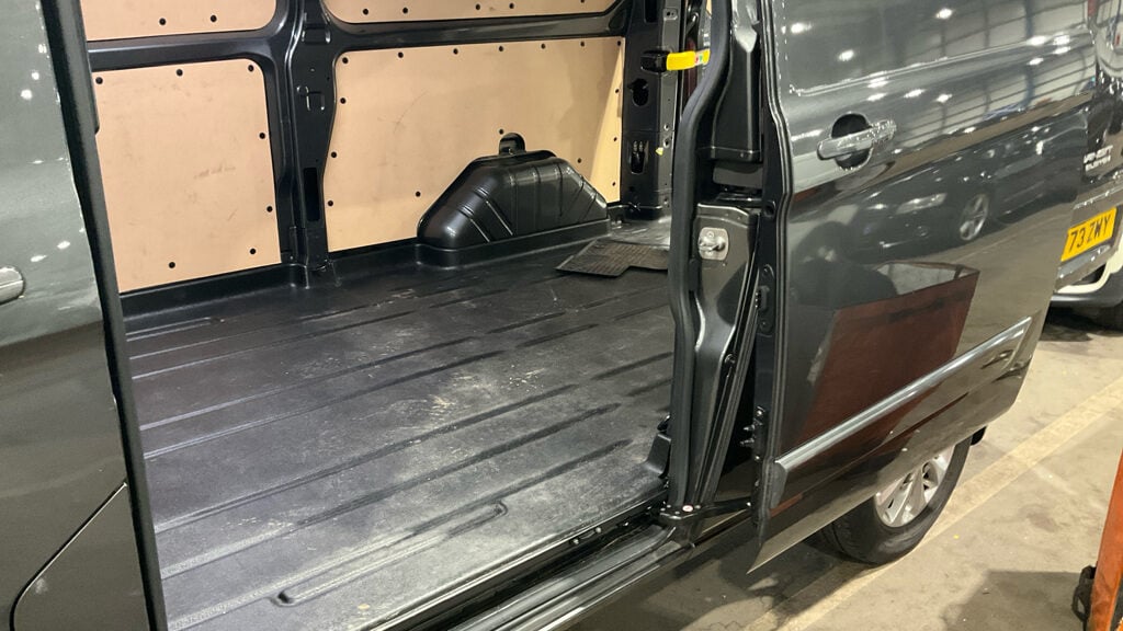 Used Ford Transit Custom 2023 for sale - 77617973: Photo 8