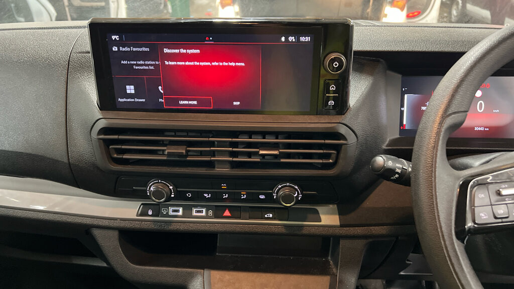 Used Vauxhall Vivaro 2024 for sale - 77296677: Photo 11