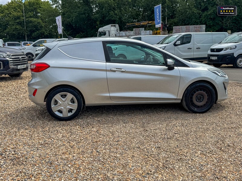 Used Ford Fiesta 2020 for sale - 77041940: Photo 5