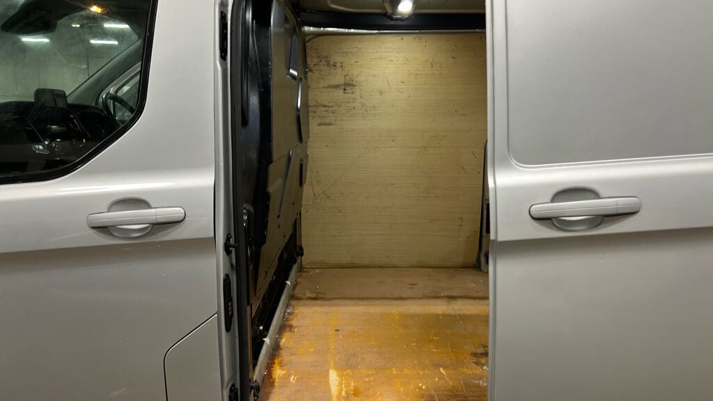 Used Ford Transit Custom 2019 for sale - 77363355: Photo 8