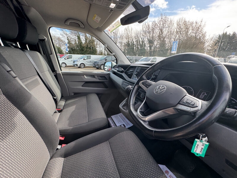 Used Volkswagen Transporter 2023 for sale - 77654380: Photo 16