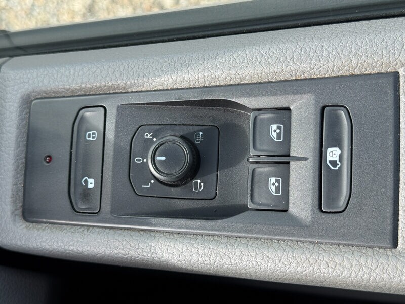 Used Volkswagen Transporter 2023 for sale - 77654380: Photo 24