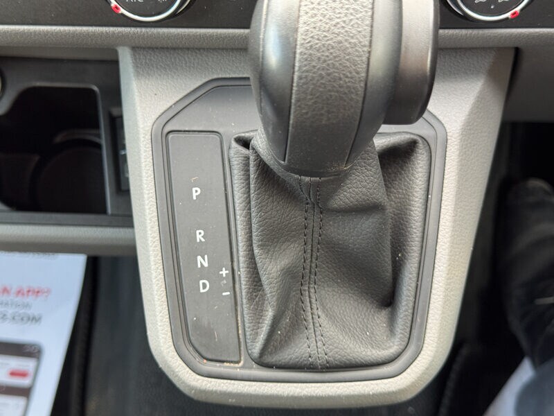 Used Volkswagen Transporter 2023 for sale - 77654380: Photo 35