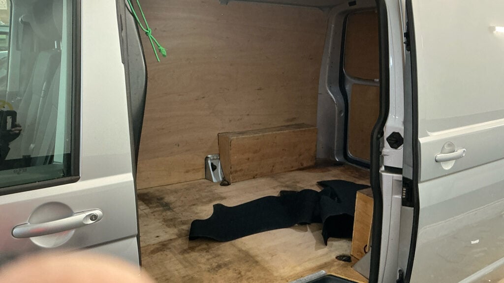 Used Volkswagen Transporter 2023 for sale - 77654380: Photo 8