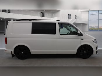 Used Volkswagen Transporter 2018 for sale - 75912758: Photo