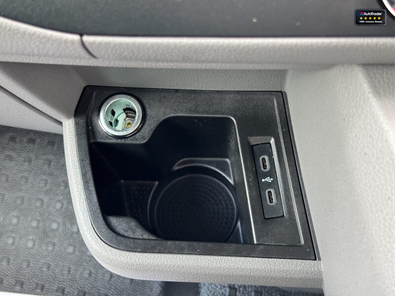 Used Volkswagen Transporter 2023 for sale - 77041945: Photo 40