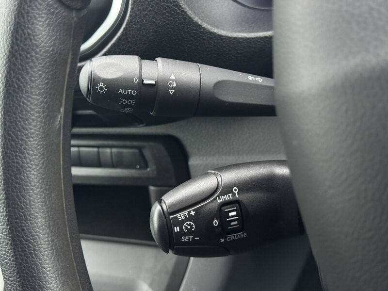 Used Peugeot Expert 2022 for sale - 77207007: Photo 18