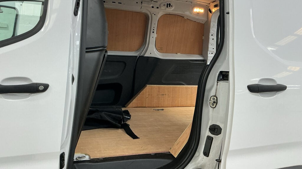 Used Peugeot Partner 2023 for sale - 77873436: Photo 8