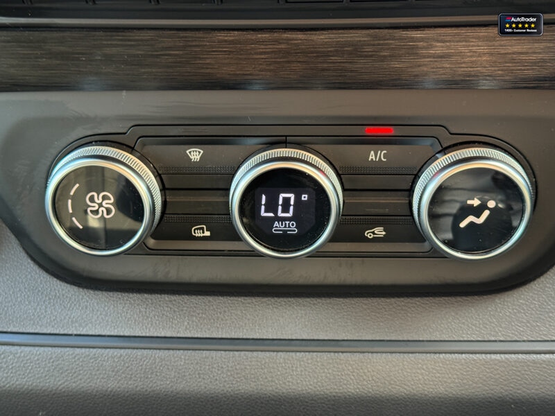 Used Renault Trafic 2023 for sale - 77041758: Photo 39