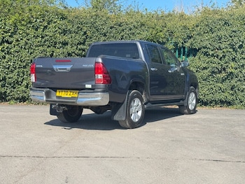 Used Toyota Hilux 2020 for sale - 75258720: Photo