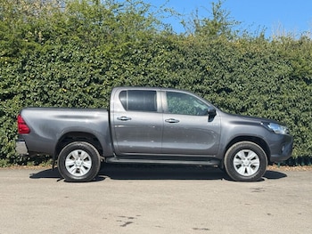 Used Toyota Hilux 2020 for sale - 75258720: Photo