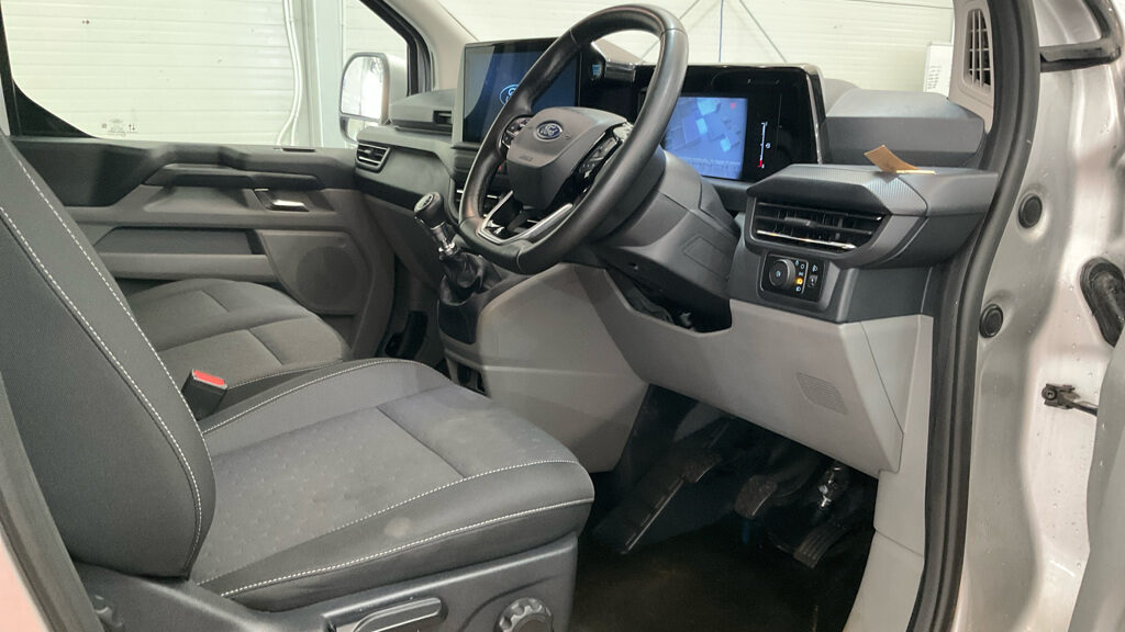 Used Ford Transit Custom 2024 for sale - 77915560: Photo 10