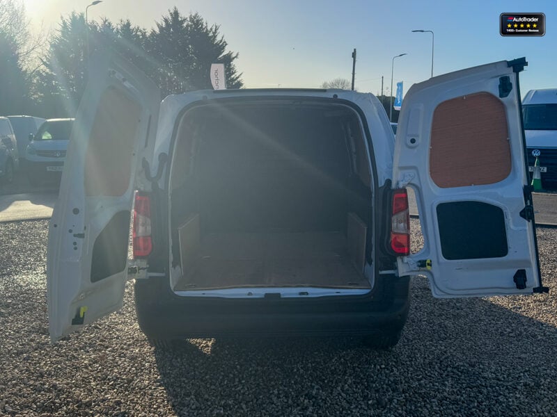 Used Vauxhall Combo 2022 for sale - 77041987: Photo 8