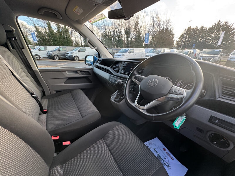 Used Volkswagen Transporter 2024 for sale - 77207009: Photo 15