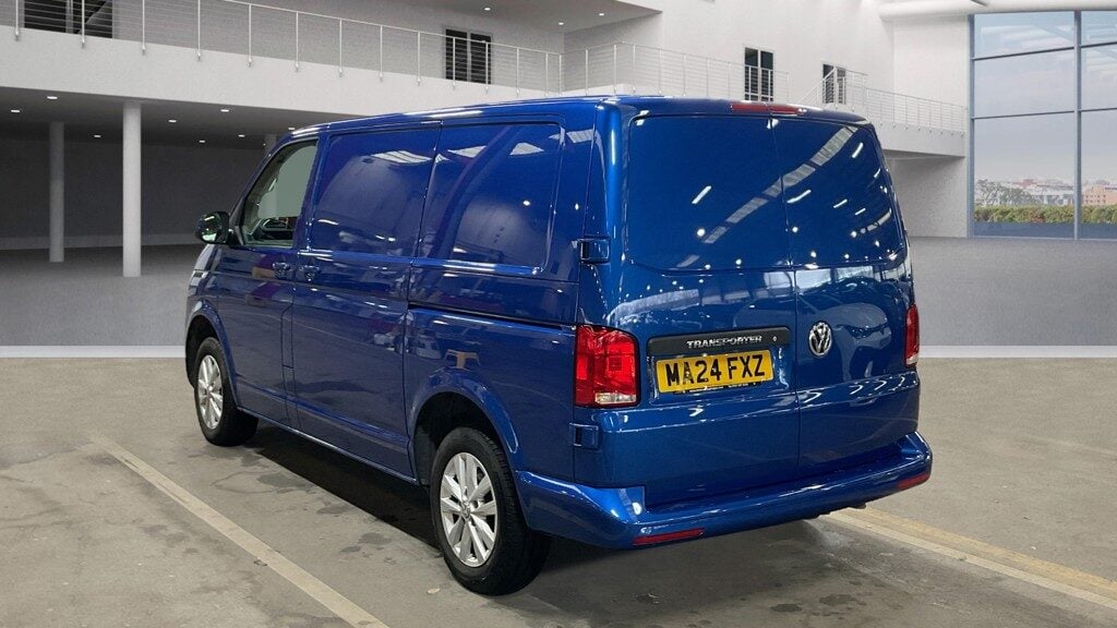 Used Volkswagen Transporter 2024 for sale - 77207009: Photo 6