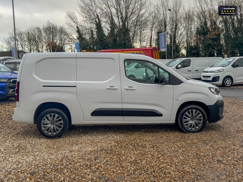 Used Citroen Berlingo 2024 for sale - 77042003: Photo 5