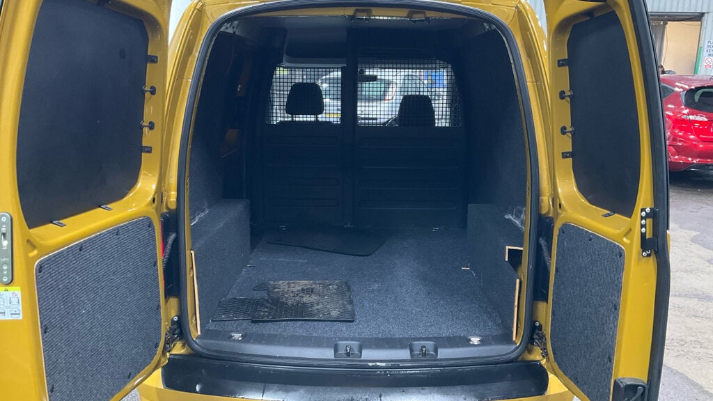 Used Volkswagen Caddy 2018 for sale - 77450991: Photo 13