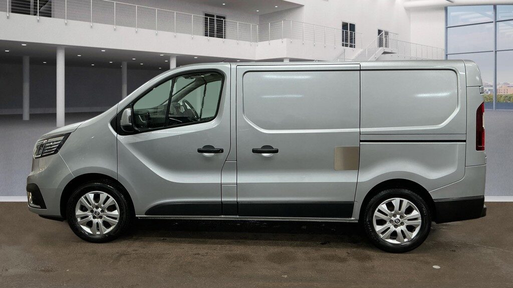 Used Renault Trafic 2023 for sale - 77296663: Photo 7