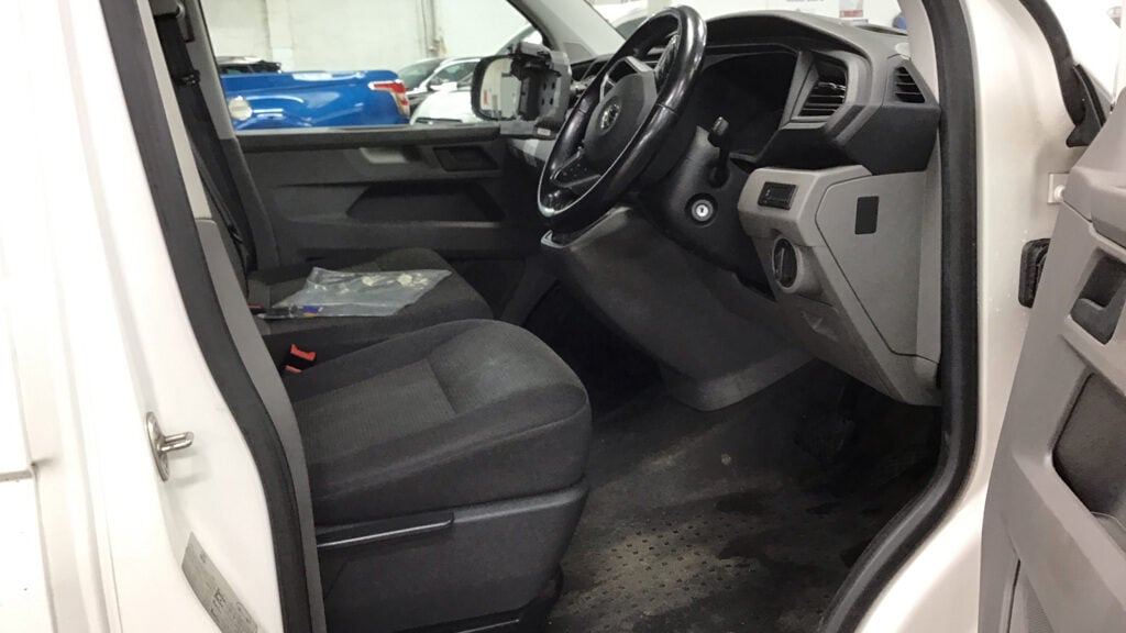 Used Volkswagen Transporter 2020 for sale - 78198277: Photo 9