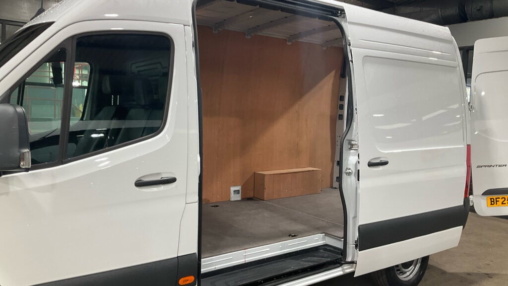 Used Mercedes-Benz Sprinter 2025 for sale - 77873455: Photo 8