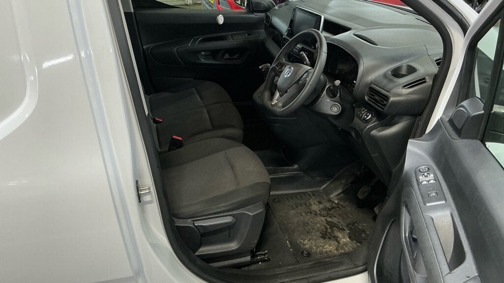Used Vauxhall Combo 2023 for sale - 77666021: Photo 9