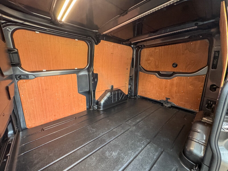 Used Ford Transit Custom 2023 for sale - 77431181: Photo 11