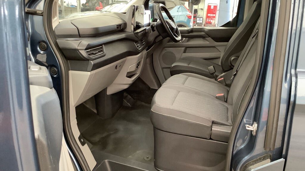 Used Ford Transit Custom 2024 for sale - 77836154: Photo 13