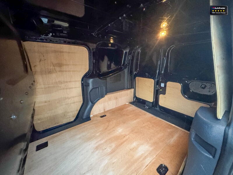 Used Ford Transit Courier 2024 for sale - 77037215: Photo 11