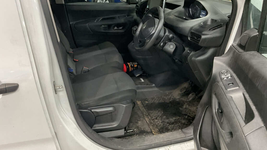 Used Peugeot Partner 2021 for sale - 77207003: Photo 9