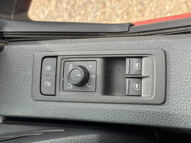 Used Volkswagen Transporter 2019 for sale - 78040362: Photo 23