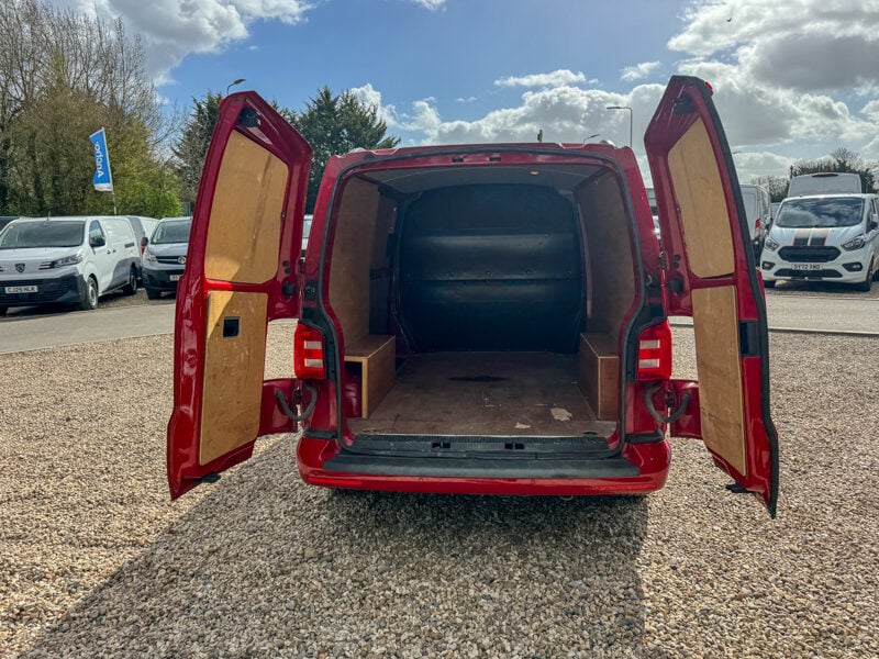 Used Volkswagen Transporter 2019 for sale - 78040362: Photo 8