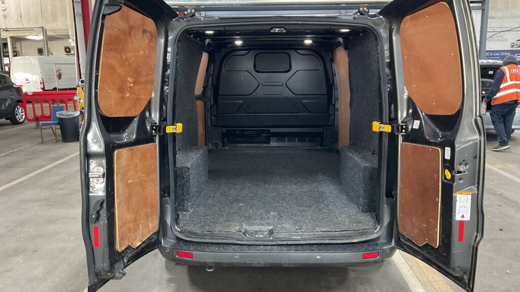 Used Ford Transit Custom 2021 for sale - 77037247: Photo 5