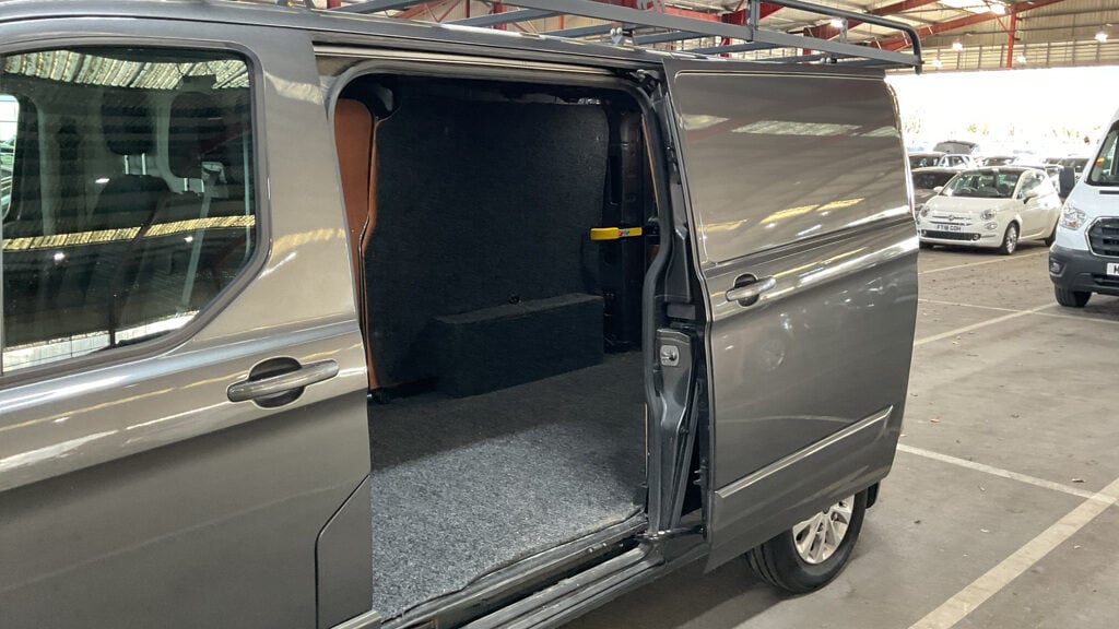 Used Ford Transit Custom 2021 for sale - 77037247: Photo 8